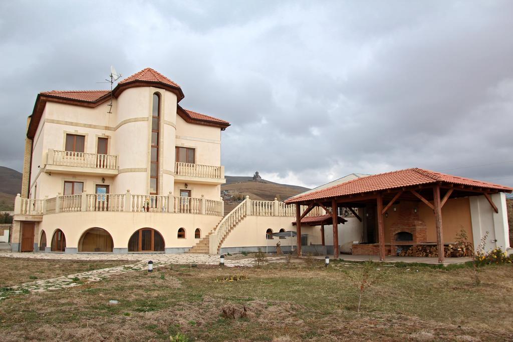 Tsaghkunq Guest House Севан Екстер'єр фото