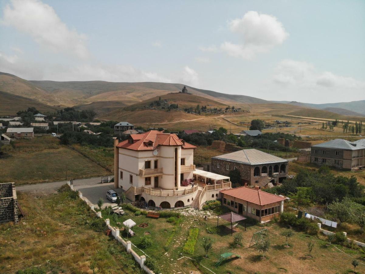 Tsaghkunq Guest House Севан Екстер'єр фото